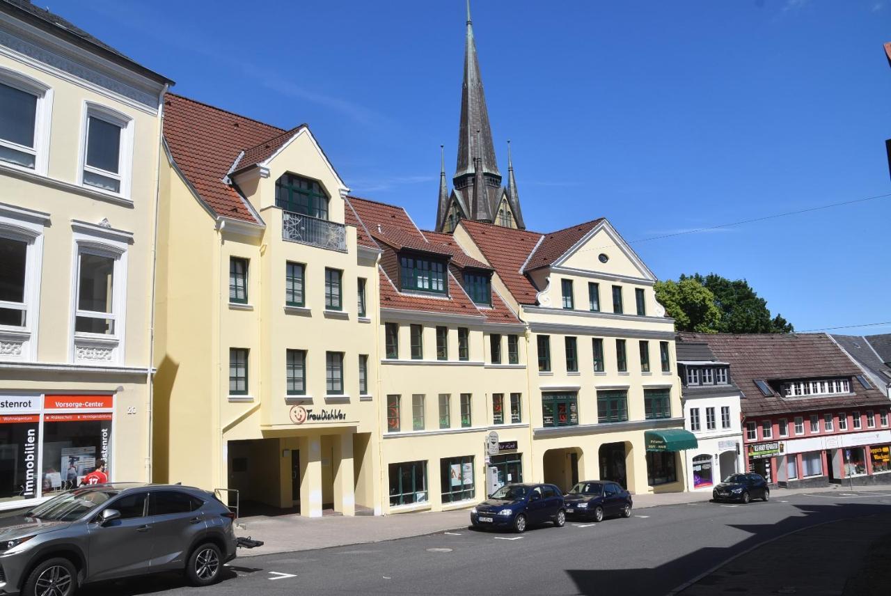 Fewo1846 - Atrium - Luxurioese Wohnung Mit 3 Schlafzimmern Und Balkon Im Stadtzentrum Фленсбург Екстериор снимка